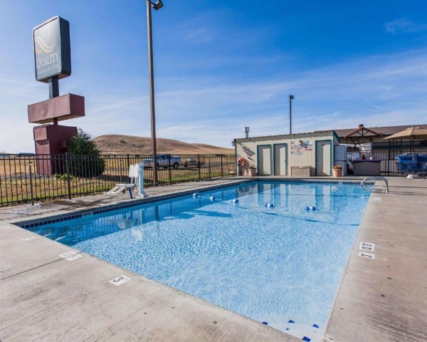 Quality Inn & Suites Goldendale image 10