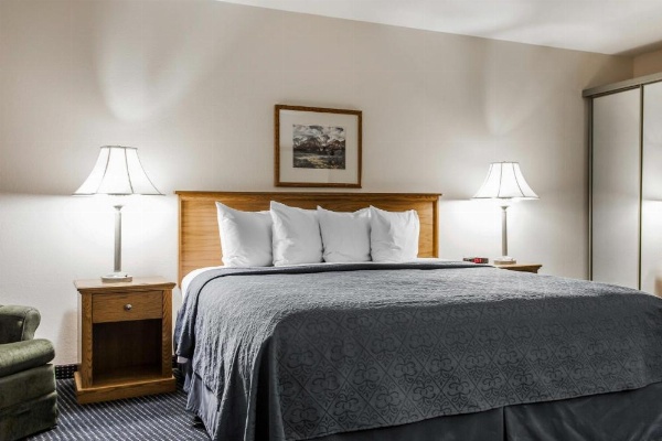 Quality Inn & Suites Goldendale image 13