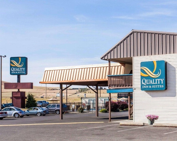 Quality Inn & Suites Goldendale image 2