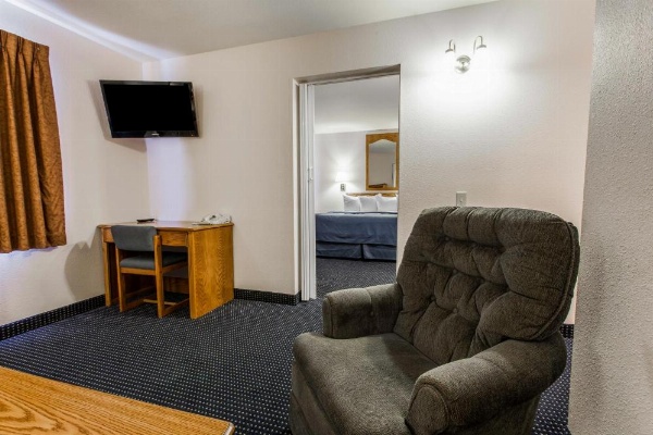 Quality Inn & Suites Goldendale image 27