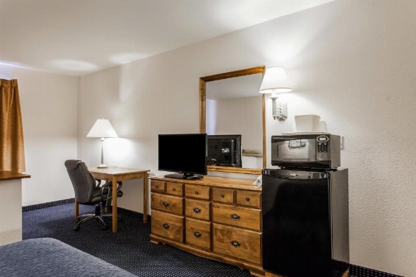Quality Inn & Suites Goldendale image 29